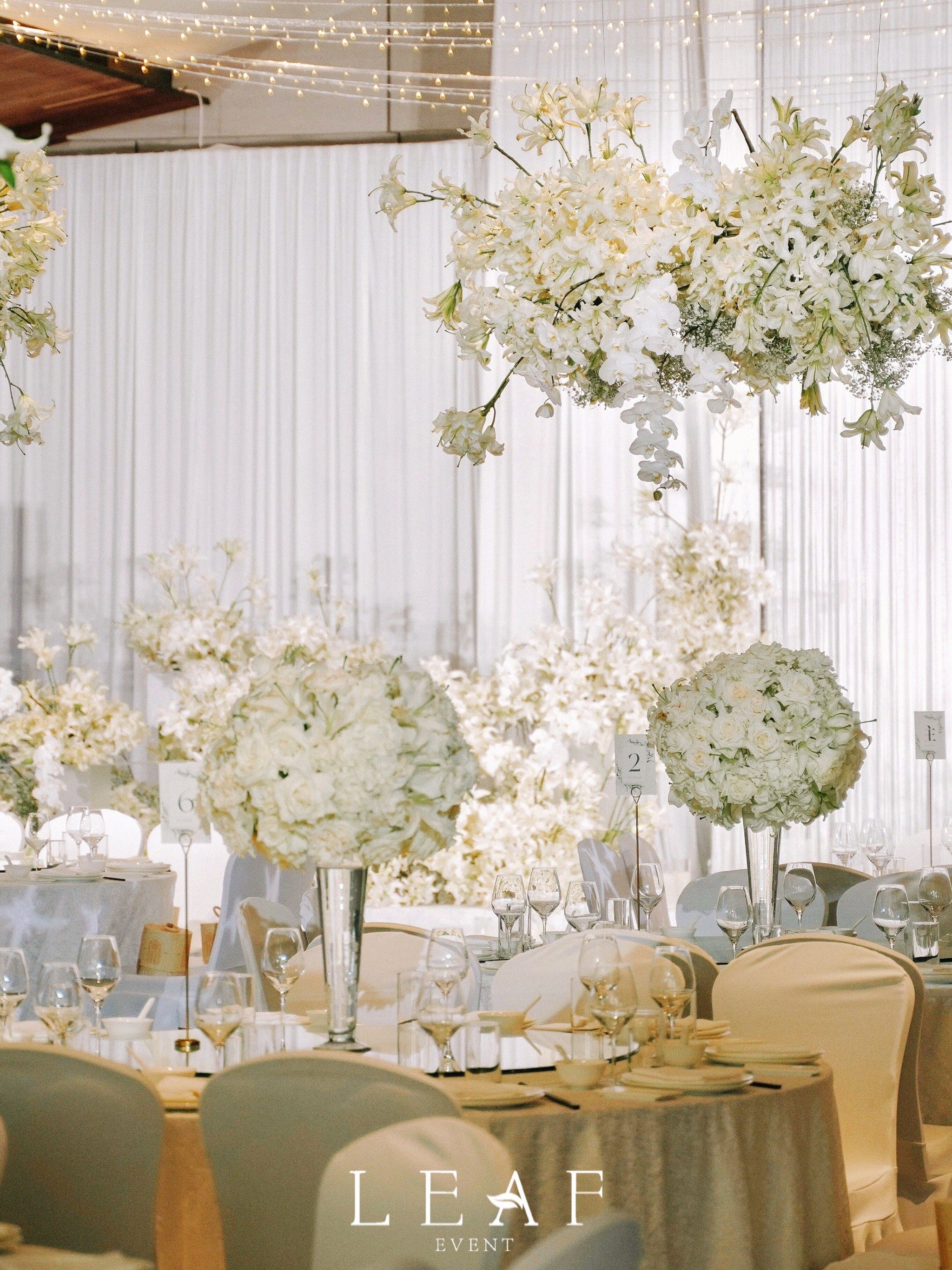 在缀满鲜花的浪漫里相爱吧