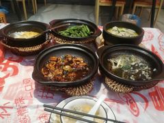 -老班长·小龙虾·鲜货烧烤大排档(金街美地店)