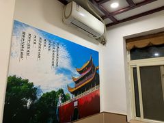 -湖南人家湘菜馆(镇江路店)