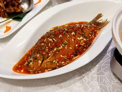 葱烧武昌鱼-亢龙太子酒轩(东湖店)