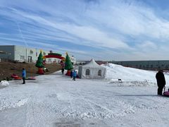 -华彬猛犸滑雪场
