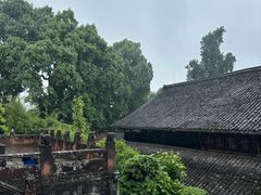 -峨眉山报国寺