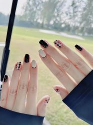 -LISSOM莉森 Nail ·美甲美睫原创定制店