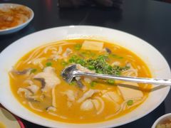 -麻六记(凤凰汇店)