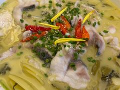 -关里关外·鱼头泡饼(唐冶绿地汇店)