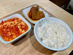 -老乡鸡(上海白玉兰广场店)