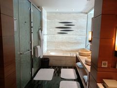 -海南清水湾莱佛士酒店