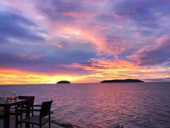 -Sunset Bar(丹绒亚路香格里拉店)