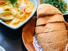 -大头虾越式风味餐厅(光明广场店)