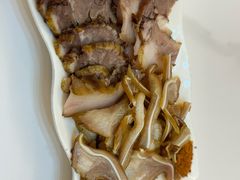 -菌海森林·非遗野生菌火锅(西山区滇池路摩根道店)