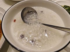 -沪华海鲜大酒楼(南汇店)