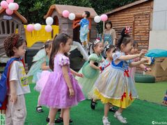 -MuaKids Garden