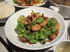 辣椒炒肉-大厨小宴•烤鸭•新京菜(丽泽天地店)