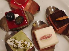 -北京希尔顿逸林酒店-逸轩西餐厅-自助餐厅