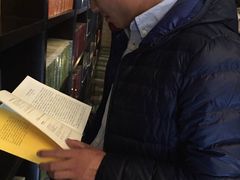 -钟书阁(松江泰晤士小镇店)