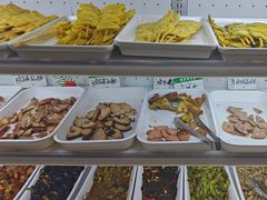 -哈尔滨小酒馆·鲜肉现穿自助烧烤(康新花园店)