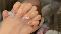 -悦指间美甲美睫