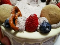 -山与蓝·轻糖鲜果蛋糕(勒泰店)