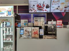 -DQ·蛋糕·冰淇淋(浦江欢乐颂店)