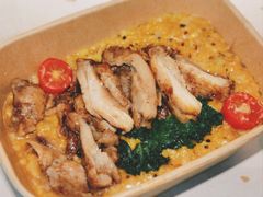南瓜鸡肉藜麦炖饭-龙治汉堡(中华城店)