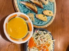 -俊屋料理·烧鸟·寿司·日泰融合菜(星际云汇店)