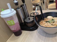 -桂在香知桂林米粉(红博中央公园店)