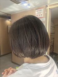 -一東造型烫发染发