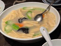 -汤城小厨•粤菜•靓汤(苏州街店)