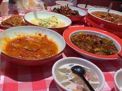 -辣小鲜·南昌大排档(船山路店)