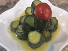 芥末黄瓜墩-昱德来·天津菜(河西店)