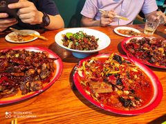 -柴窝堡22号辣子鸡·传承新疆菜