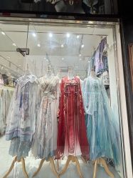 -梦回汉唐汉服旗袍体验馆(拙政园店)