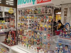 -泡泡玛特POPMART(蓝色港湾店)