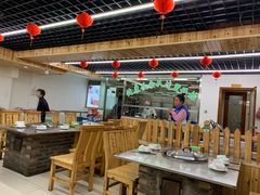 大堂-屯老二农家铁锅炖·行业领军者(梅江店)