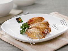 主厨秘制香鸡翅-百特喜·意大利餐厅(八佰伴镇江店)