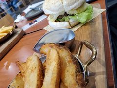 超厚芝士牛肉汉堡-魏斯理汉堡(西安沣东吾悦店)