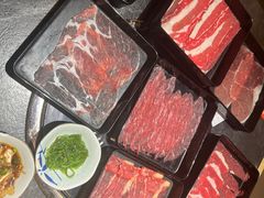 -匠牛亭·锅物烧肉放题自助(昆百大·泰业城店)
