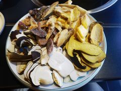 -野菌皇海景野生菌火锅(滨海大道店)