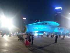 -东港音乐喷泉广场