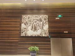 -天津京基皇冠假日酒店