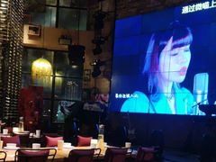 -胡桃里民谣酒馆