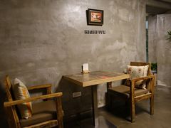 -HIGH FIVE哈福手工汉堡(桂林路店)