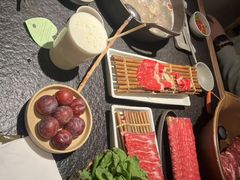 -三出山火锅(南京万象天地店)