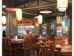 大堂-湘江红·湖南招牌菜(莲花南路店)