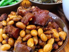 -董哥山城碗碗香(美专校街店)