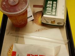 -麦当劳(湛江大厦店)