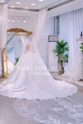 点击看大图 -洋洋婚纱品牌集合店