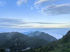 -黄山光明顶山庄