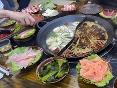 -乖嬢嬢重庆老火锅(南联店)