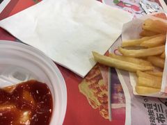 -肯德基(岱宗店)